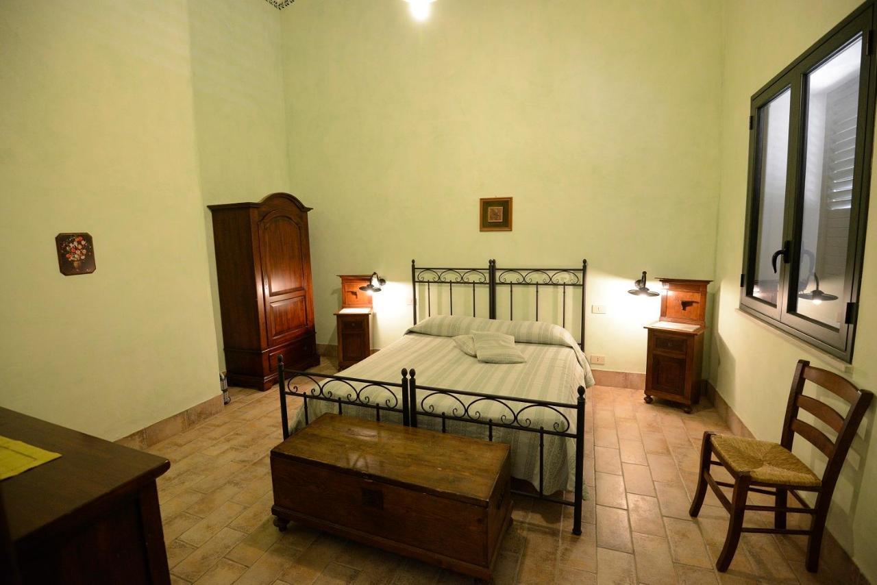 Duca Di Castelmonte Villa Trapani Bagian luar foto