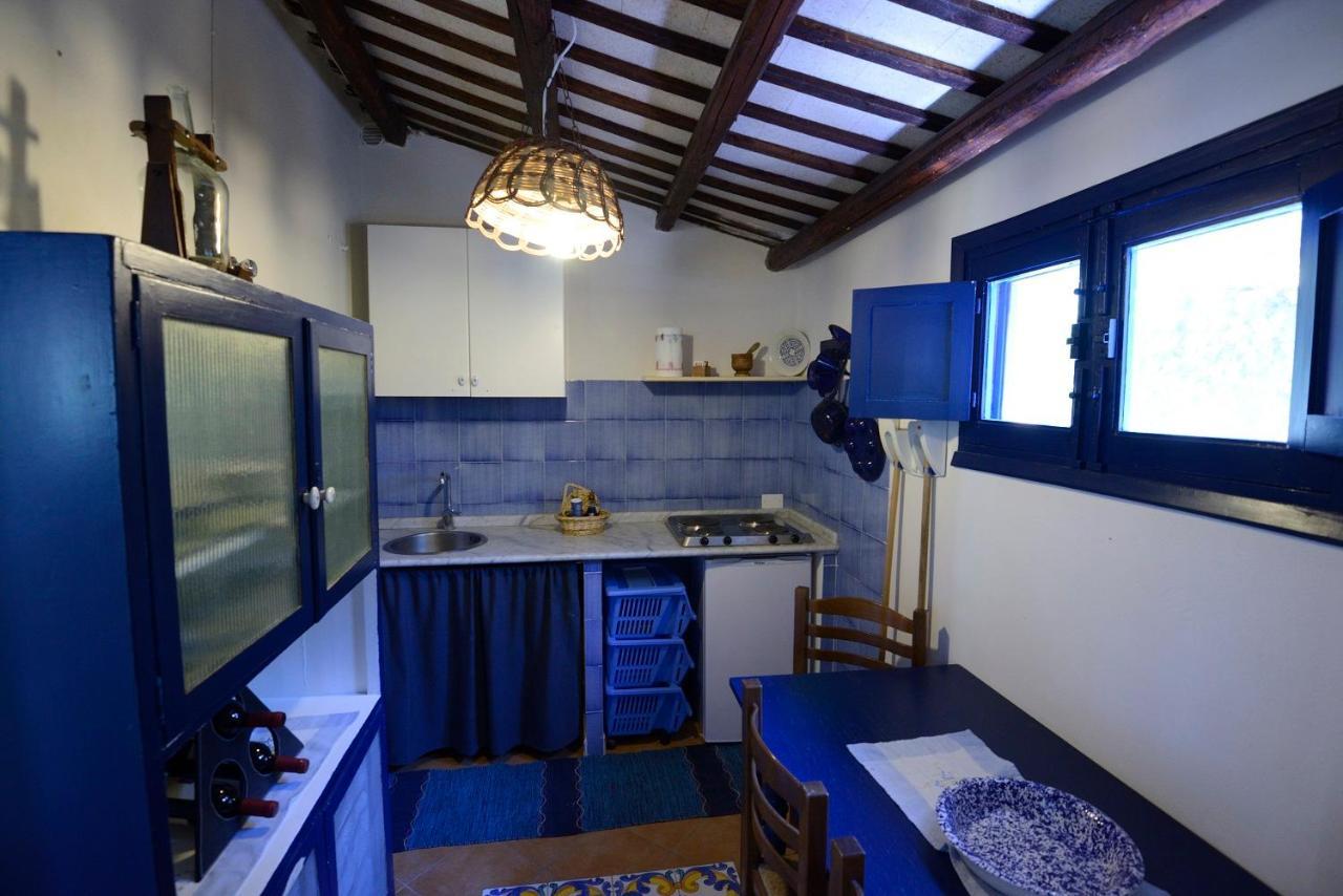 Duca Di Castelmonte Villa Trapani Bagian luar foto