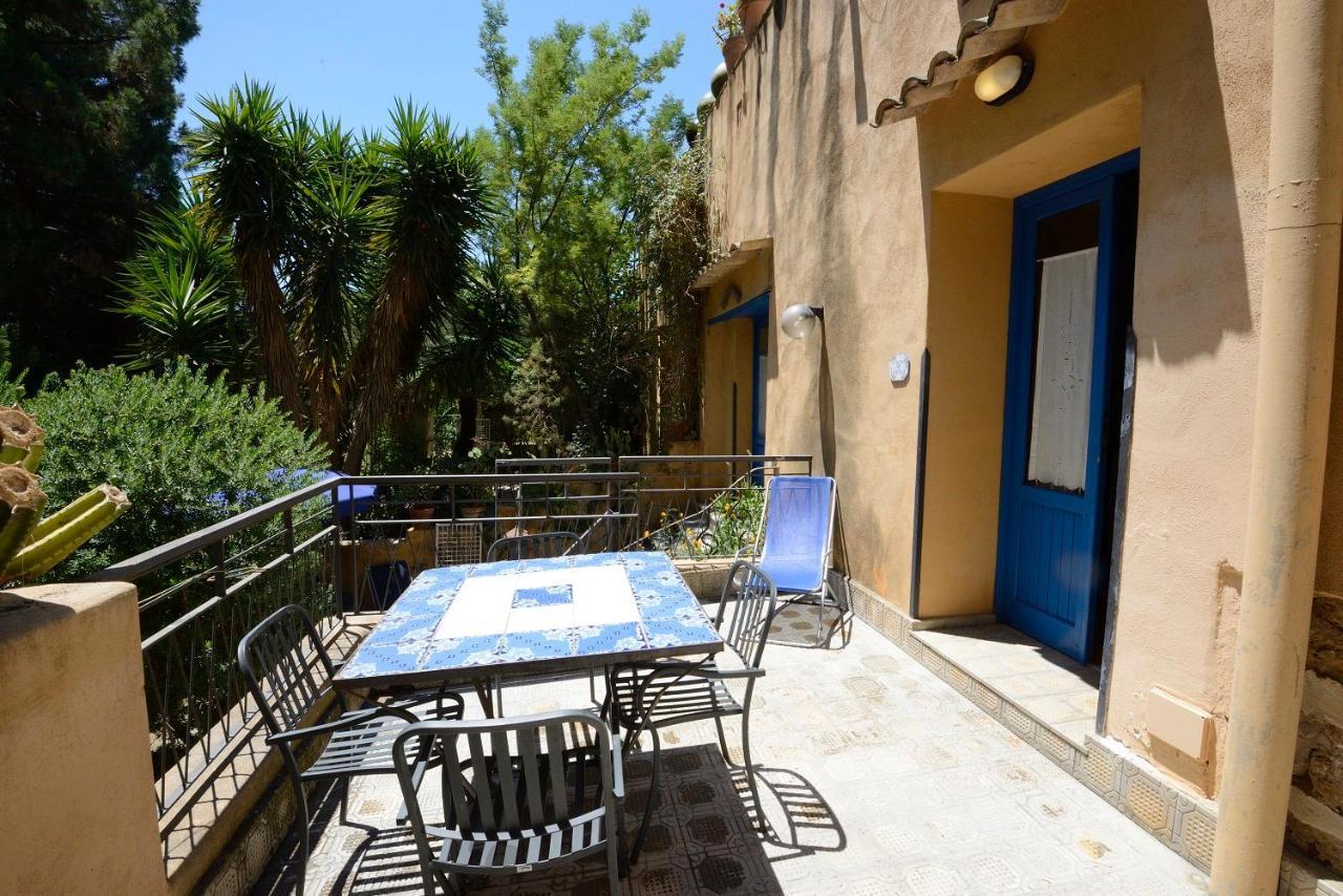 Duca Di Castelmonte Villa Trapani Bagian luar foto